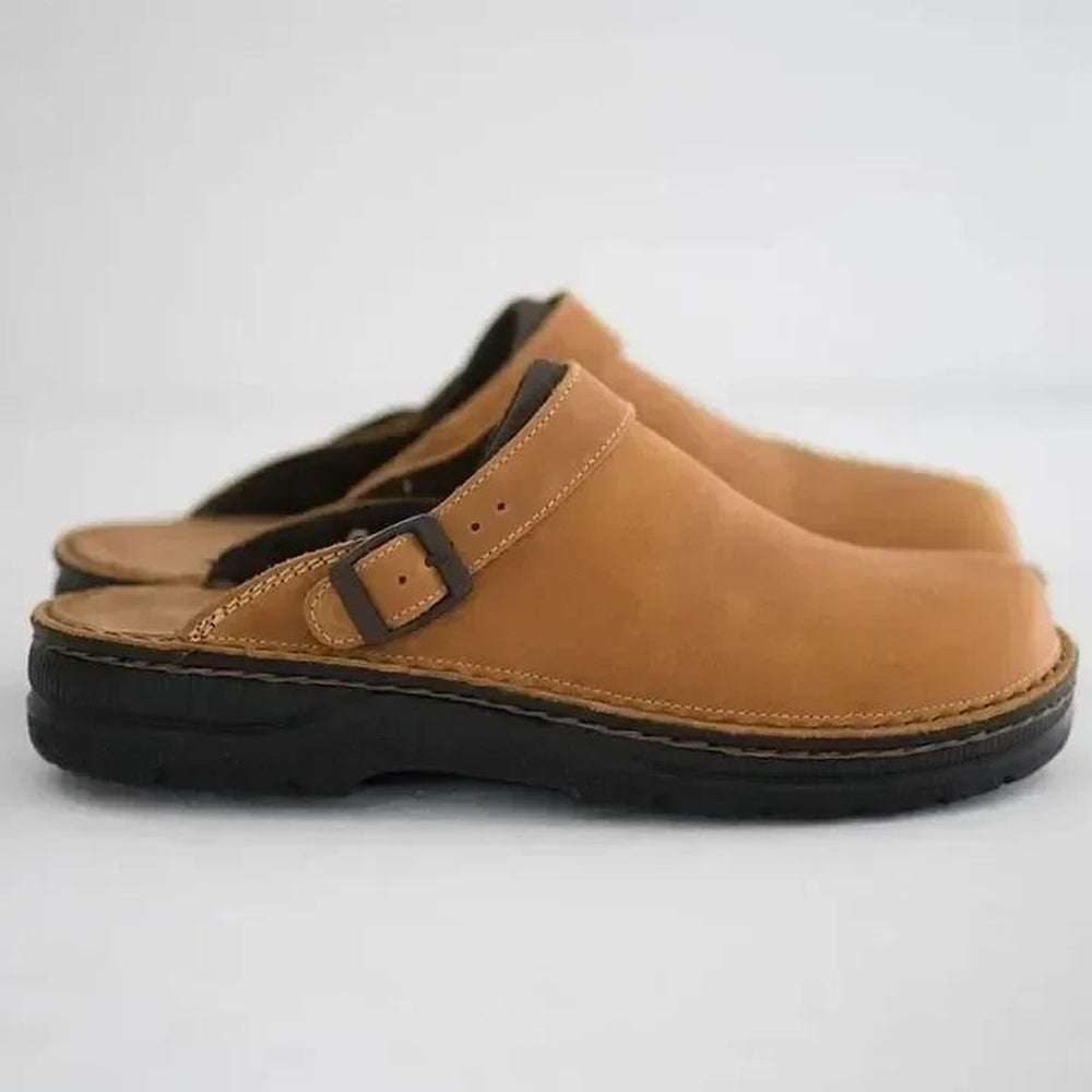 Finn | Men’s Rustic Slip-On Clogs